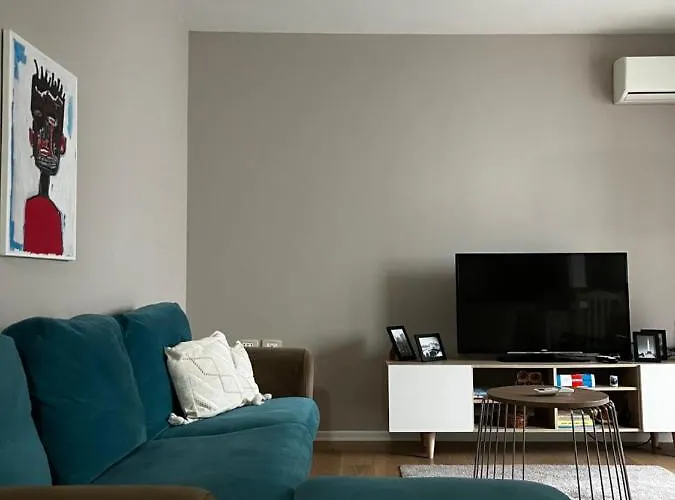 דירה Bllok Area טיראנה